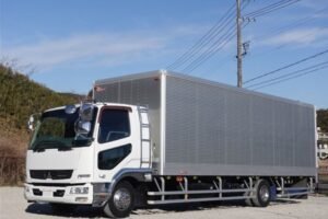2015 Van Wing Mitsubishi Fuso Fighter TKG-FK64F