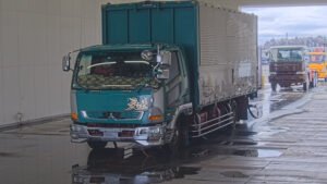 2014 Van Wing Mitsubishi Fuso Fighter TKG-FK64F