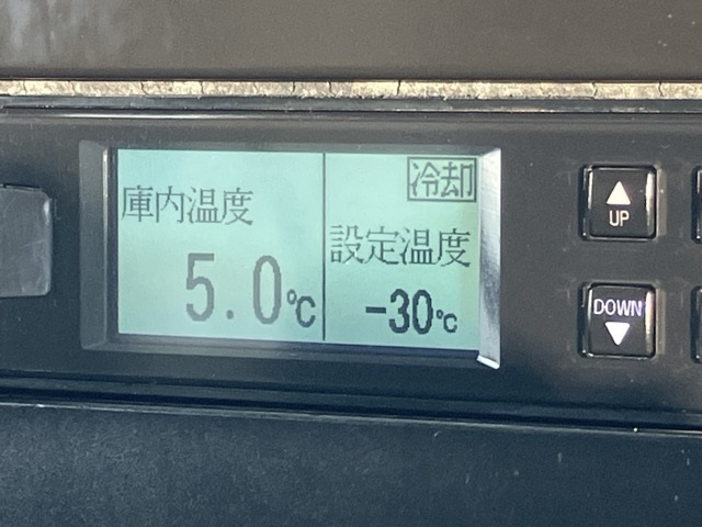 2017 Freezer Refrigerator Truck Isuzu Elf TPG-NLR85AN - Image 21