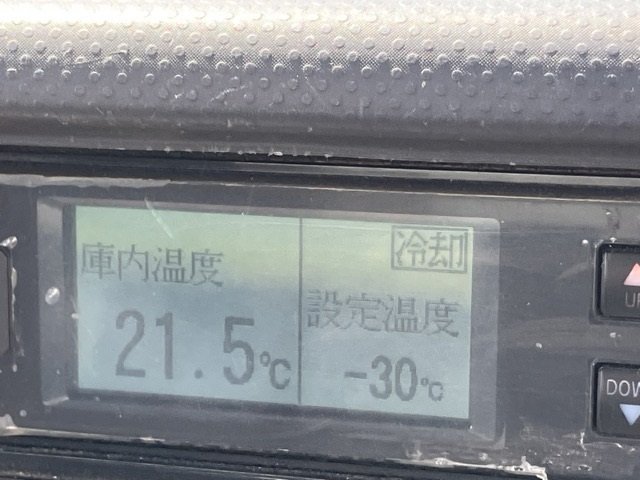 2017 Freezer Refrigerator Truck Isuzu Elf TPG-NKR85AN - Image 21