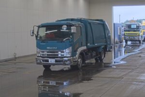 2007 Garbage Truck Isuzu Forward PKG-FRR90S2