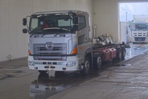 2013 Chassis Truck Hino Profia QKG-FW1EXBG