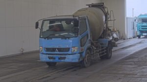 2011 Concrete Mixer Truck Mitsubishi Fuso Fighter LKG-FK72FZ