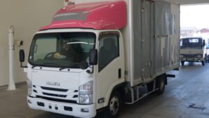 2018 Van Wing Isuzu Elf TRG-NPR85AN