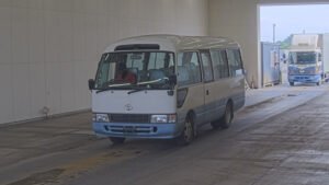 1997 Bus Toyota Coaster KC-HZB40