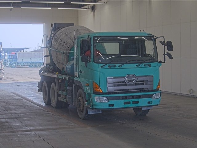 2012 Concrete Mixer Truck Hino Profia QKG-FS1AKAA - Image 3