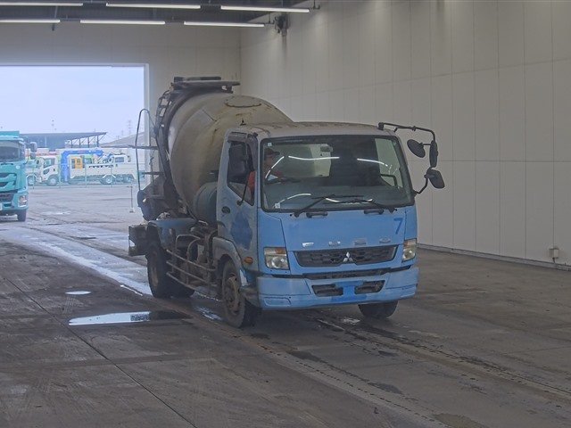 2011 Concrete Mixer Truck Mitsubishi Fuso Fighter LKG-FK72FZ - Image 3