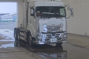 2018 Trailer Head Isuzu Giga QDG-EXY52BJ
