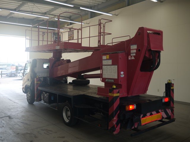 2010 Aerial Platform Hino Dutro BDG-XZU424M - Image 4