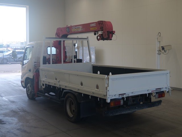 2012 Crane Truck Hino Dutro TKG-XZU650 - Image 4