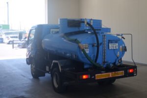 2011 Vacuum Truck Hino Dutro BDG-XZU404X