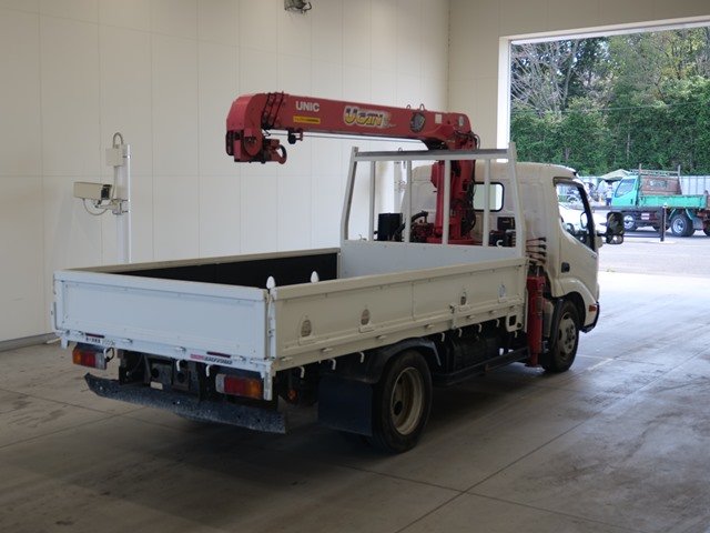 2012 Crane Truck Hino Dutro TKG-XZU650 - Image 5