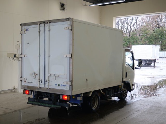 2014 Freezer Refrigerator Truck Isuzu Elf TKG-NLR85AN - Image 5