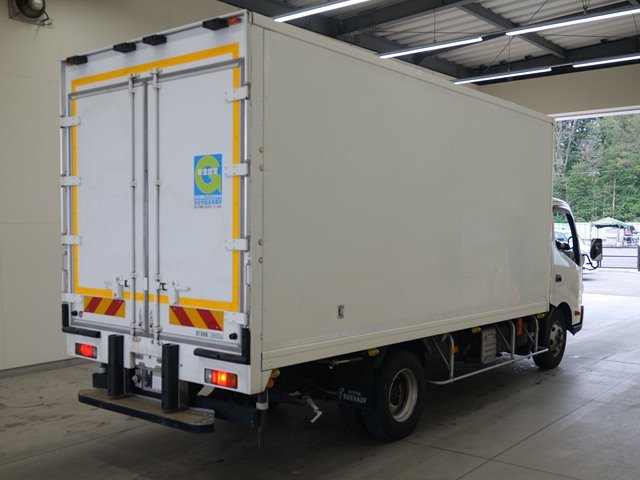 2019 Freezer Refrigerator Truck Hino Dutro 2KG-XZU720M - Image 5