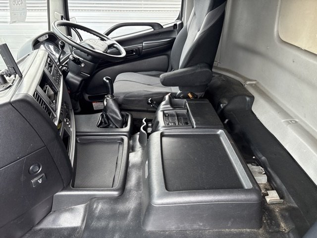 2015 Van Wing Hino Profia QPG-FW1EZEG - Image 8