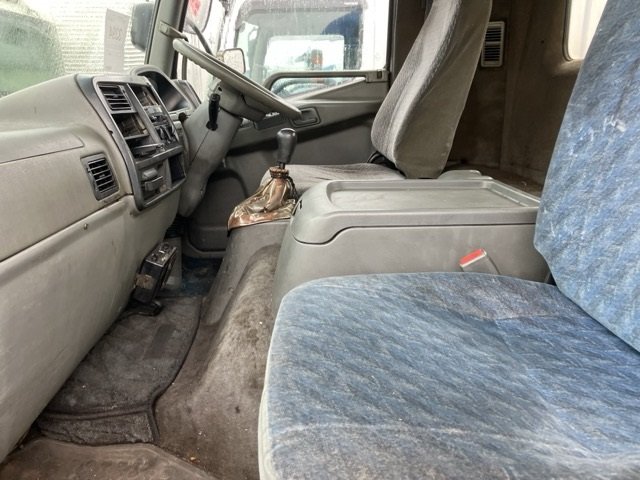 2000 Flat Body Truck Mitsubishi Fuso Fighter KK-FK71HH - Image 8