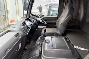 2002 Flat Body Isuzu Forward KL-FVZ34S4