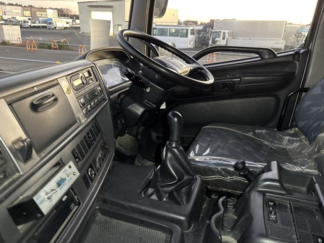 2013 Concrete Mixer Truck Hino Profia QKG-FS1AKAA - Image 8