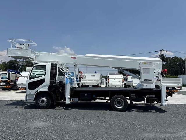 2006 Crane Truck Mitsubishi Fuso Fighter PA-FK71D - Image 6