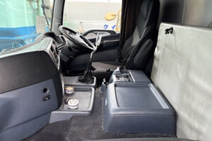 2005 Van Wing Hino Profia PK-FR1EXWJ