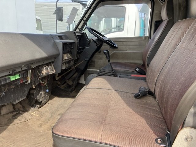 1987 Flat Body Truck Isuzu Forward P-NRR12N - Image 8