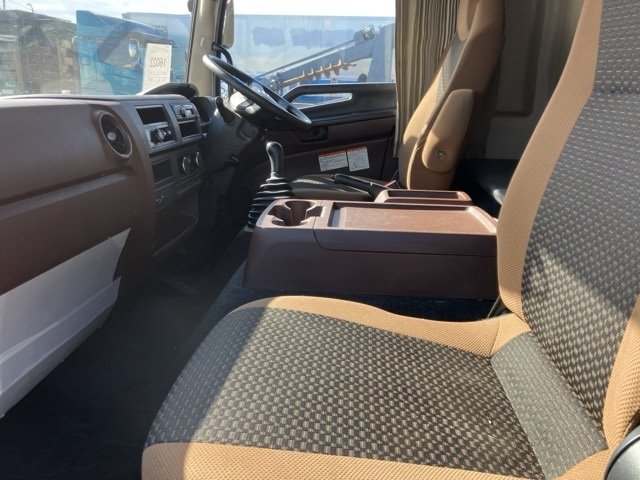 2020 Van Wing Hino Ranger 2PG-FD2ABG - Image 8