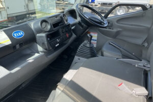 2011 Crane Truck Hino Dutro SKG-XZU650M - Image 7