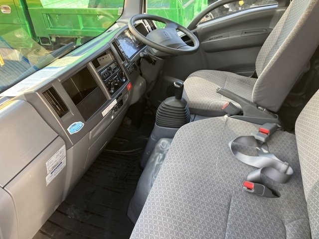 2018 Van Wing Isuzu Elf TPG-NMS85AN - Image 8