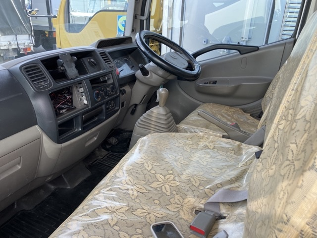 2016 Double Cab Truck Mitsubishi Fuso Canter Guts TKG-BSZ5F24 - Image 8