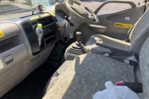 2005 Tank Truck Hino Dutro PB-XZU301M
