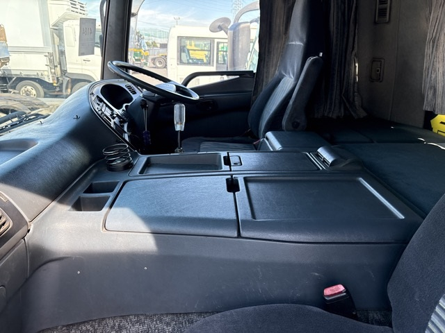 1999 Tank Truck Mitsubishi Fuso Super Great KC-FU517NY - Image 8