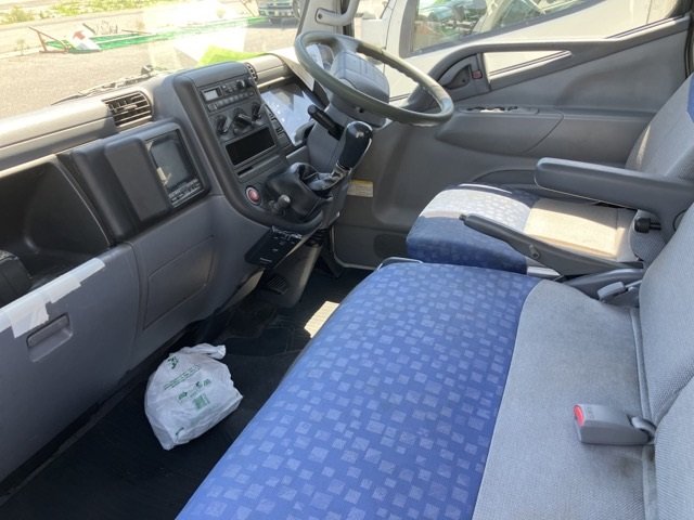 2004 Van Wing Mitsubishi Fuso Canter KK-FE70EB - Image 8