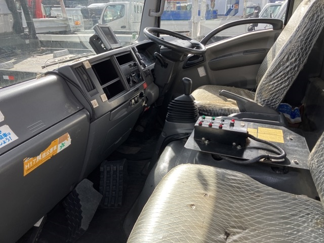 2011 Tank Truck Isuzu Elf PKG-NPR75N - Image 8