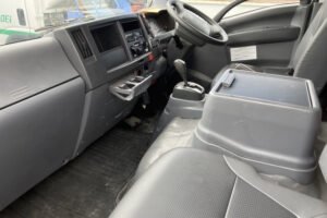 2018 Van Wing Isuzu Elf 2RG-NPR88YN