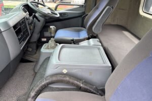 2013 Flat Body Truck Mitsubishi Fuso Fighter QDG-FQ62F