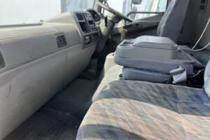 2005 Crane Truck Mitsubishi Fuso Fighter PA-FK71RK