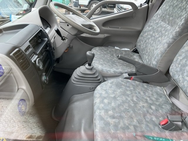 2006 Others Trucks Hino Dutro PD-XZU304E - Image 8