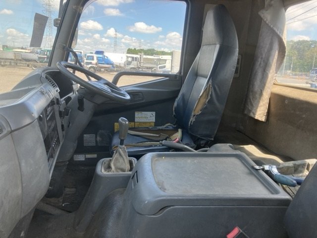 2010 Tank Truck Mitsubishi Fuso Fighter PDG-FK71R - Image 8