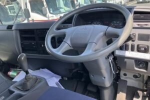 2017 Van Wing Mitsubishi Fuso Fighter TKG-FK64F