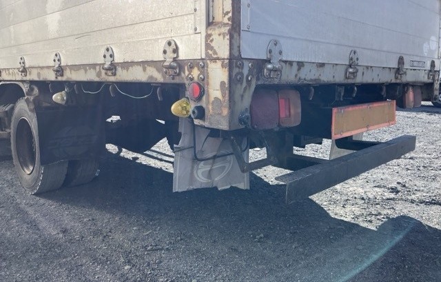 1997 Flat Body Truck Hino Ranger KC-FD1JLBA - Image 12