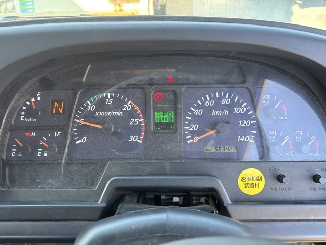 2015 Trailer Head Isuzu Giga QDG-EXY52AJ - Image 9