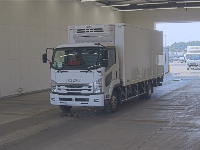 2017 Freezer Refrigerator Truck Isuzu Forward TKG-FRR90S2