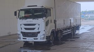 2017 Van Wing Isuzu Giga QKG-CYJ77B