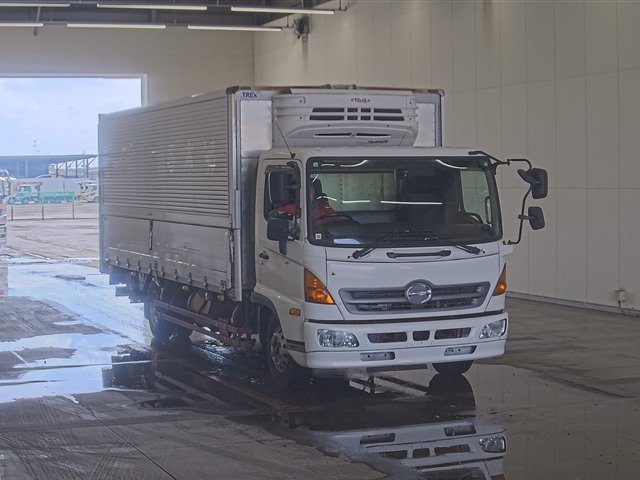 2015 Freezer Refrigerator Truck Hino Ranger TKG-FC7JKAA - Image 3