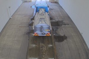 2015 Tank Truck Mitsubishi Fuso Fighter TKG-FK72FY