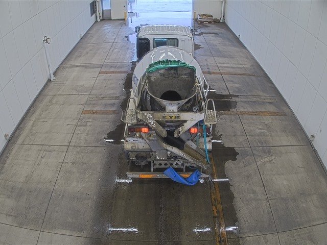 2001 Concrete Mixer Truck Isuzu Giga KL-CXZ73K3 - Image 6