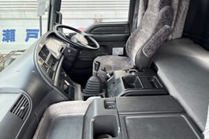 1999 Trailer Head Isuzu Giga KC-EXD82D2