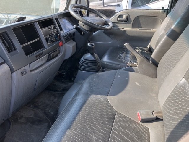 2017 Freezer Refrigerator Truck Mitsubishi Fuso Canter TPG-FBA50 - Image 8