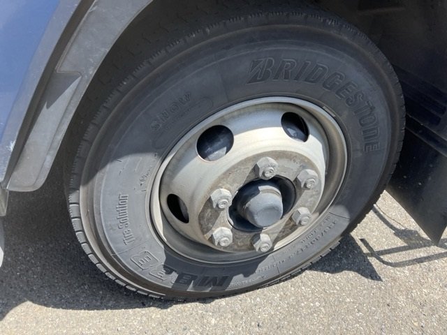 2011 Tank Truck Isuzu Forward PKG-FRR90S1 - Image 10