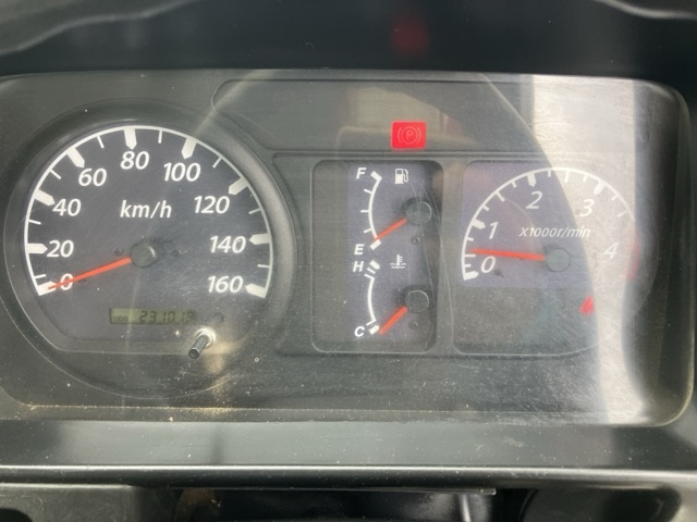 2004 Dump Tipper Truck Isuzu Elf KR-NKR81ED - Image 10